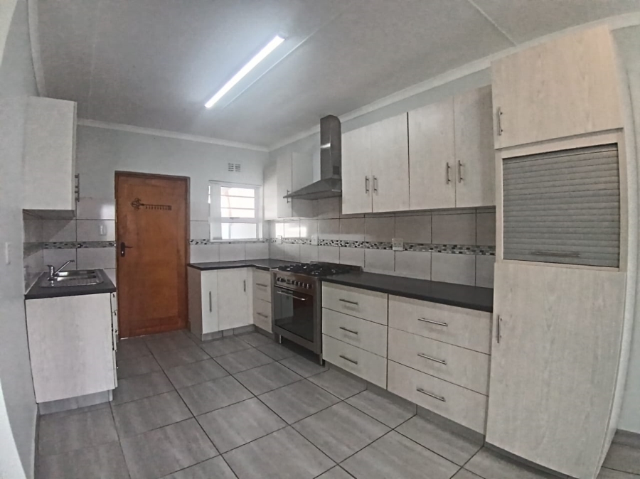To Let 3 Bedroom Property for Rent in Kleinkrantz Western Cape